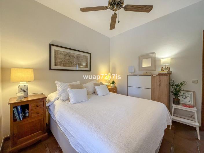 Image No.23-2 Bed Villa for sale