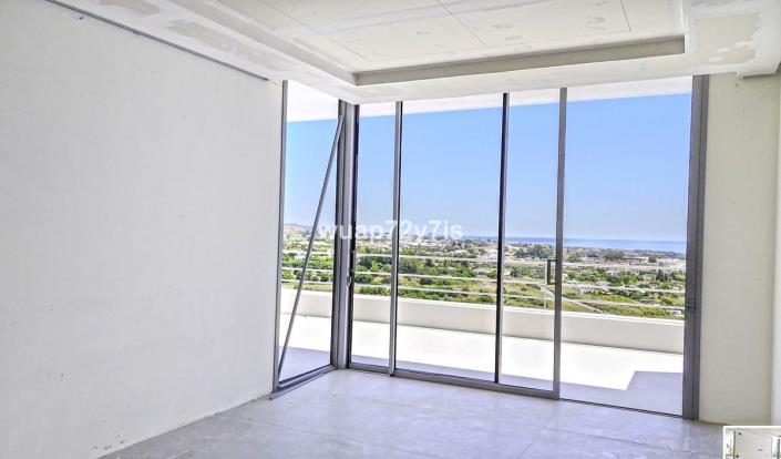 Image No.9-5 Bed Villa for sale