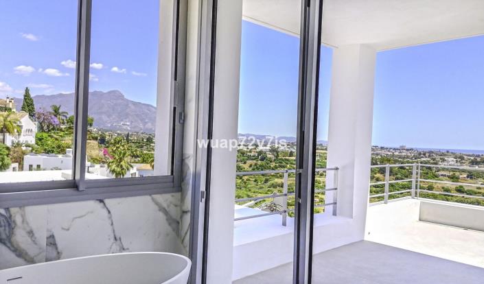 Image No.14-5 Bed Villa for sale