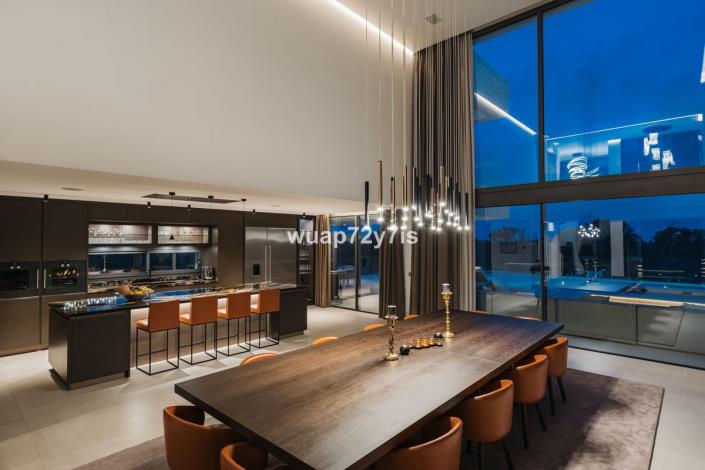 Image No.10-4 Bed House/Villa for sale