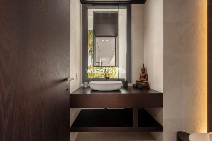 Image No.20-4 Bed House/Villa for sale