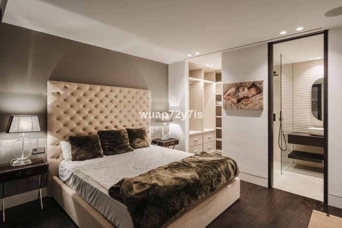 Image No.30-4 Bed House/Villa for sale