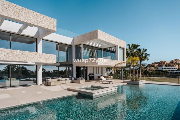 Image No.45-4 Bed House/Villa for sale