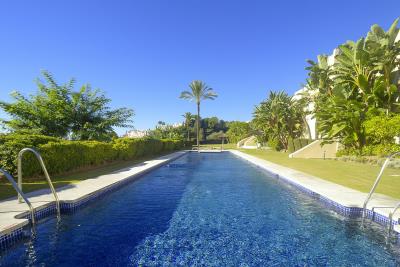 15-11d12f2f454f2f5e9b981fdd8b901d51