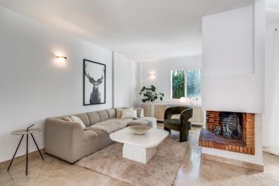 2-5bd7b9d04b45e33852eaf0ec6670150d