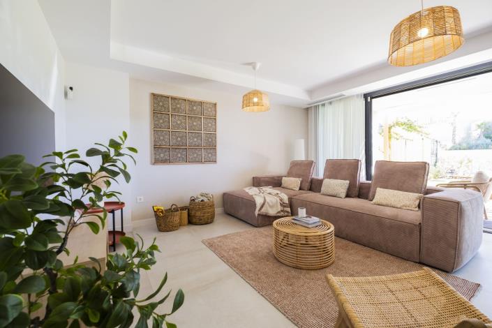 Image No.4-3 Bed Townhouse for sale