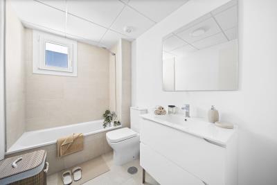 8-e64a9055bba3e77ac8aca3b893cdf826