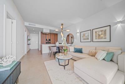 10-bb915d1cb19341576dcdc994b81ab9c5