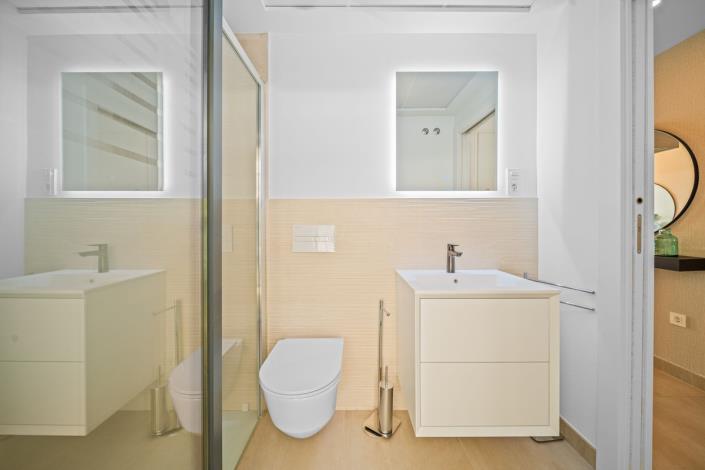 Image No.18-2 Bed Apartment for sale