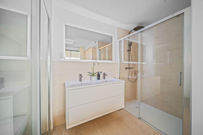 Image No.22-2 Bed Apartment for sale