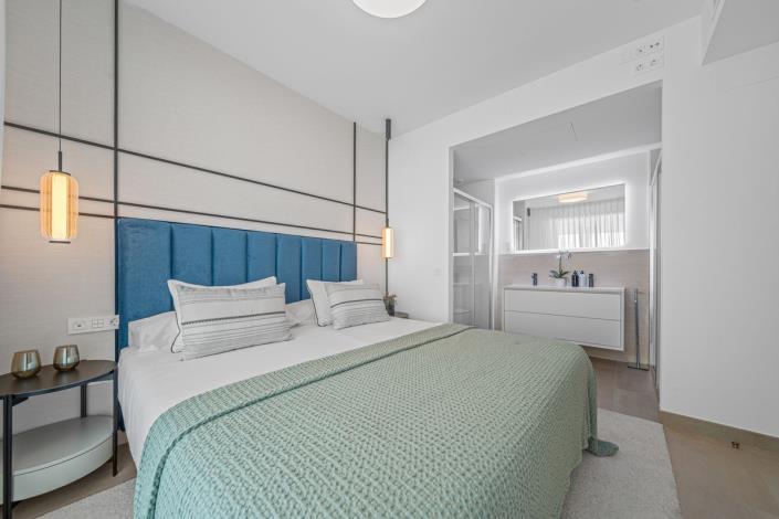 Image No.24-2 Bed Apartment for sale