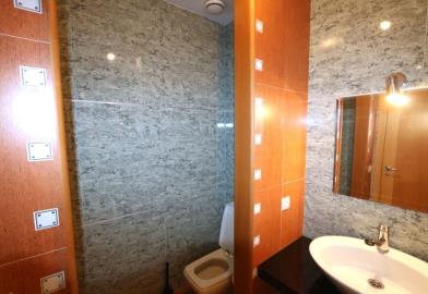 12-53013098fcab6c38b1379cd33298e050