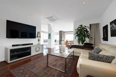 11-20939a0134ad724a8cb2a801094d15a4