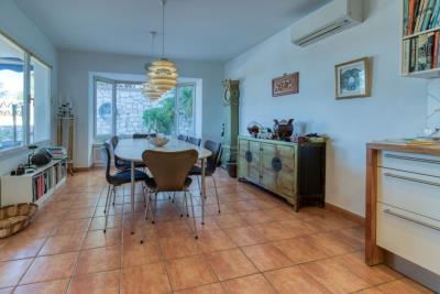 12-53013098fcab6c38b1379cd33298e050