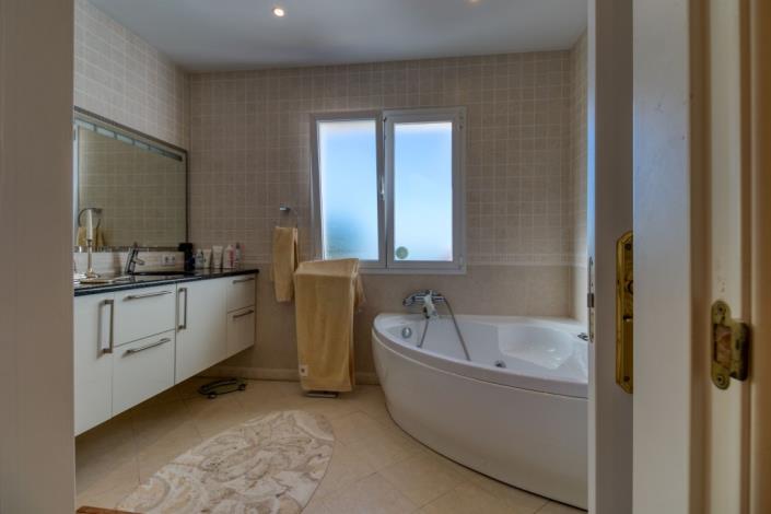 Image No.32-Villa de 4 chambres à vendre à Mijas