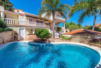5 Bed Villa / Detached for sale