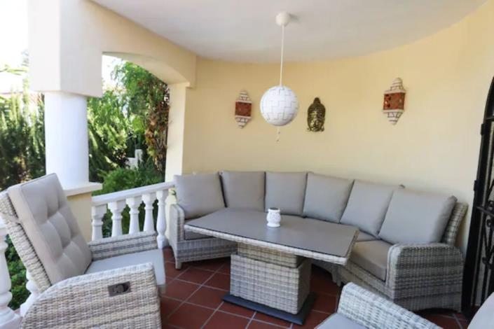 Image No.4-5 Bed Villa / Detached for sale