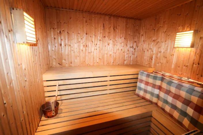 Image No.20-5 Bed Villa / Detached for sale