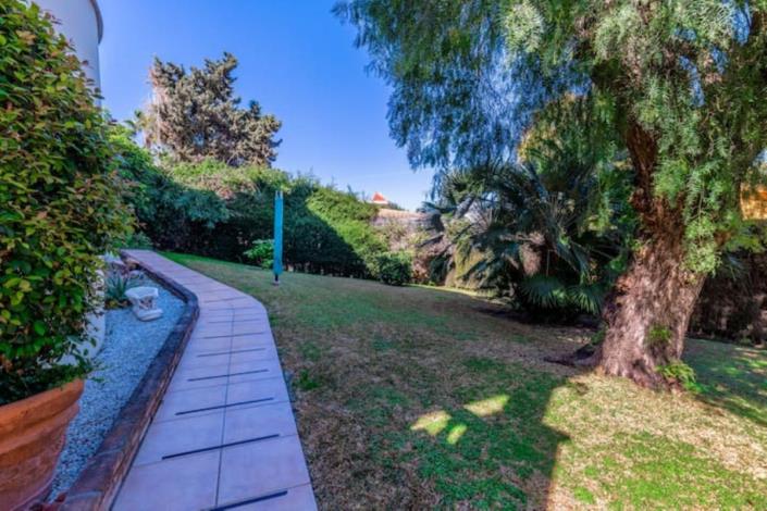 Image No.21-5 Bed Villa / Detached for sale