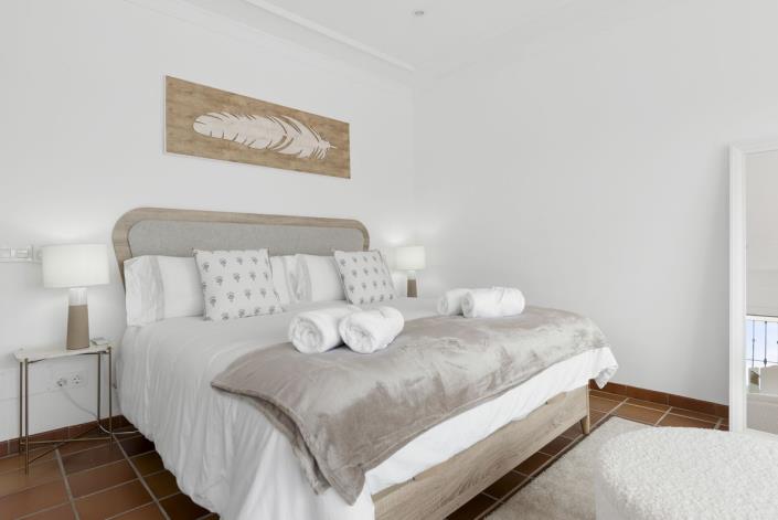 Image No.3-Villa de 5 chambres à vendre à Las Chapas