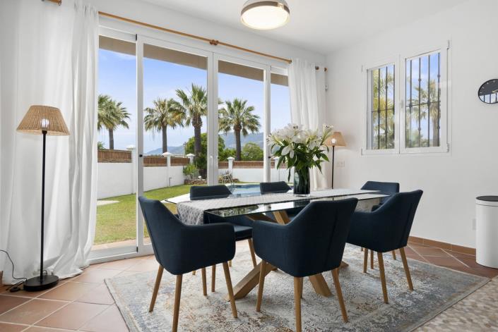 Image No.12-Villa de 5 chambres à vendre à Las Chapas