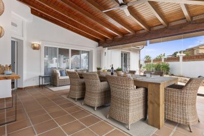 13-5fd73dea700db77384c091ca9818b1a9