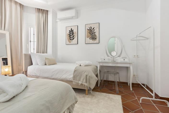 Image No.21-Villa de 5 chambres à vendre à Las Chapas