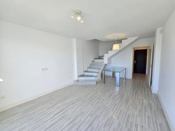 12-53013098fcab6c38b1379cd33298e050