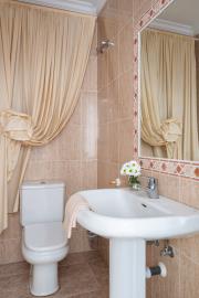 12-53013098fcab6c38b1379cd33298e050