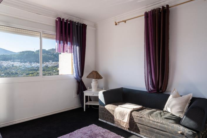 Image No.17-3 Bed Townhouse for sale