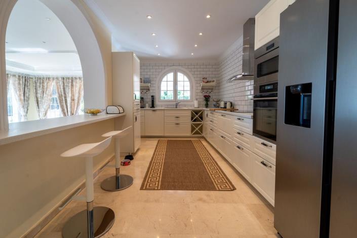 Image No.28-5 Bed Villa for sale