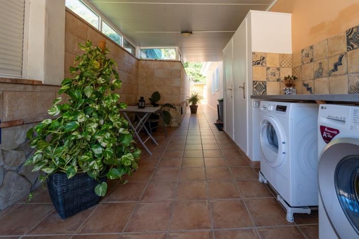 Image No.27-5 Bed Villa for sale