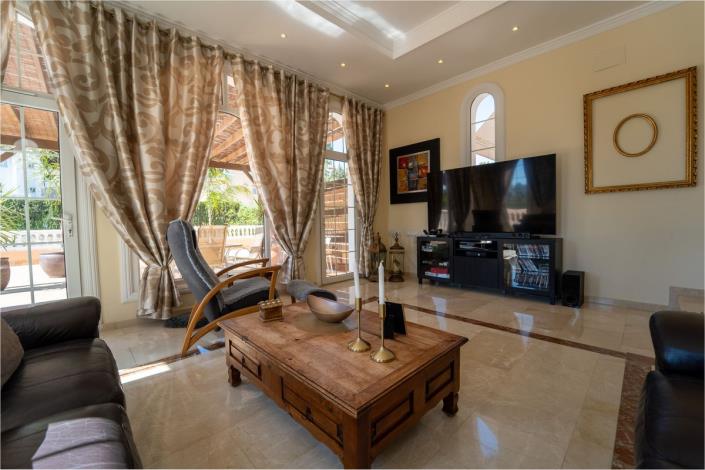 Image No.41-5 Bed Villa for sale