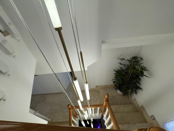 Image No.8-4 Bed Townhouse for sale