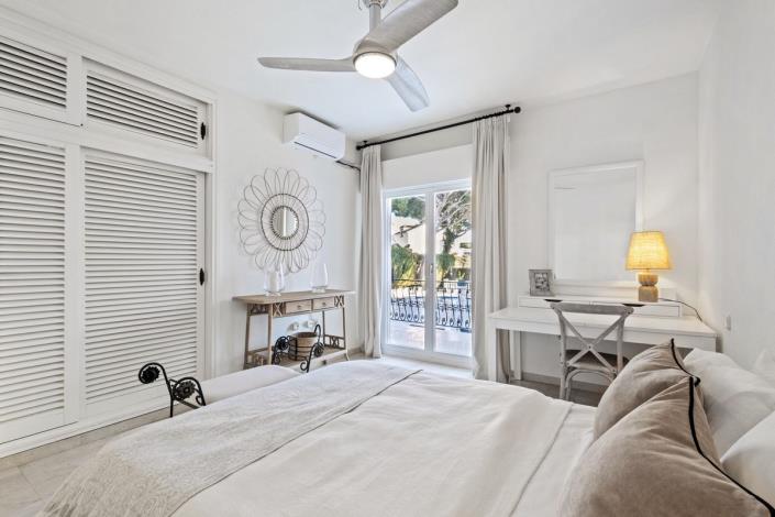 Image No.18-6 Bed Villa for sale