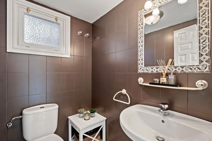 Image No.19-6 Bed Villa for sale