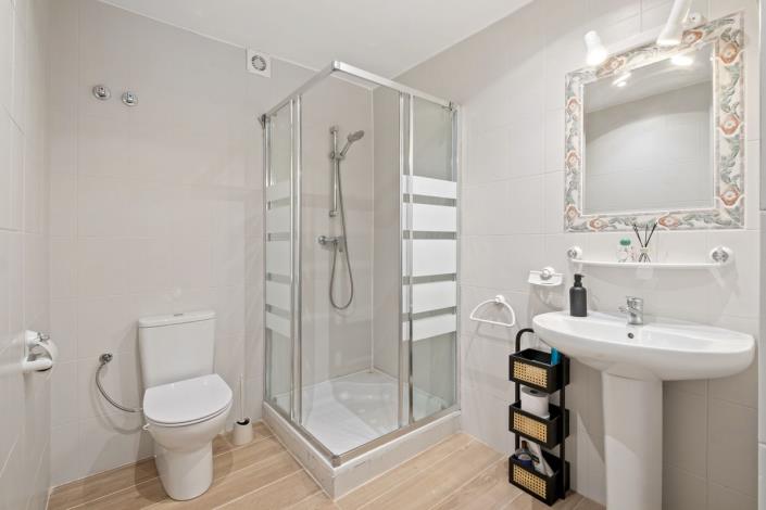 Image No.23-6 Bed Villa for sale