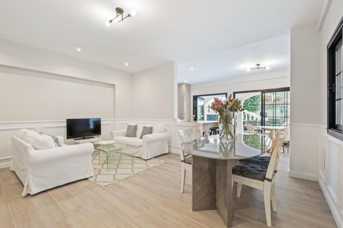 Image No.32-6 Bed Villa for sale