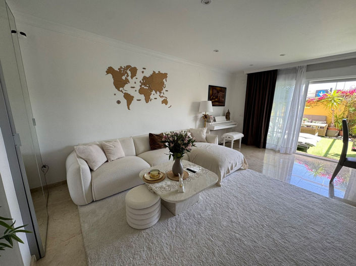 Image No.2-4 Bed Townhouse for sale