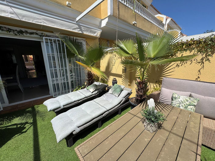 Image No.6-4 Bed Townhouse for sale