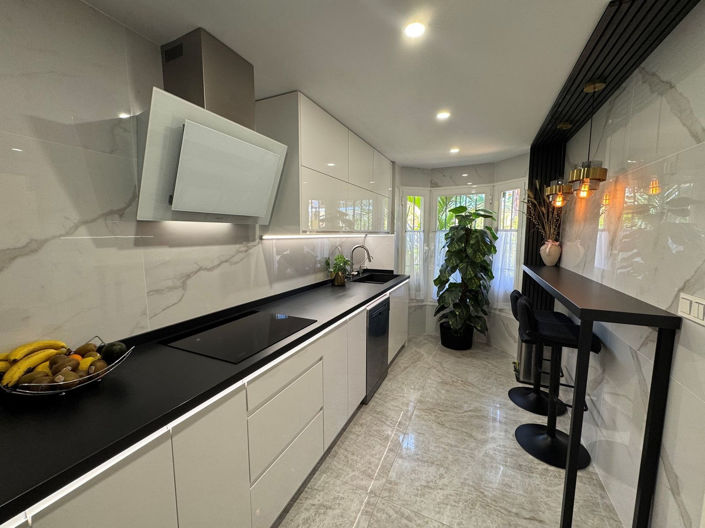 Image No.7-4 Bed Townhouse for sale