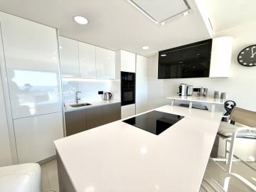 9-467d0cee5b725f3ef65f102a0c2e69c0