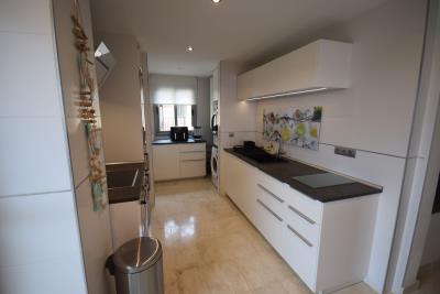 12-53013098fcab6c38b1379cd33298e050