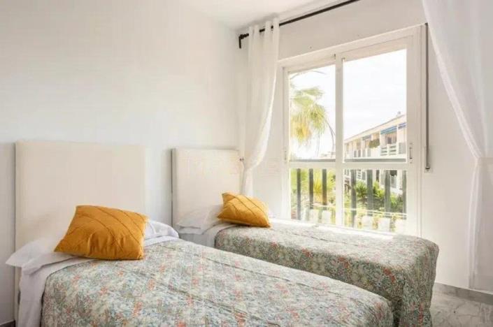 Image No.10-Appartement de 2 chambres à vendre à Nueva Andalucia