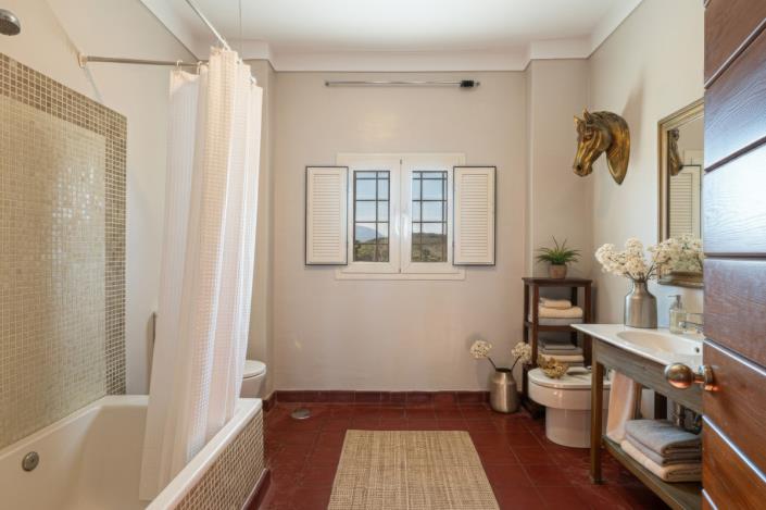 Image No.29-Villa de 4 chambres à vendre à Archidona