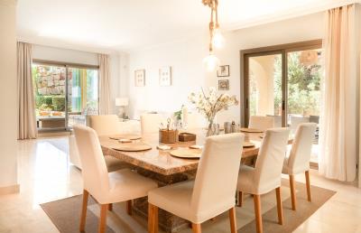 9-467d0cee5b725f3ef65f102a0c2e69c0