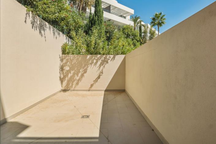 Image No.17-2 Bed Apartment for sale