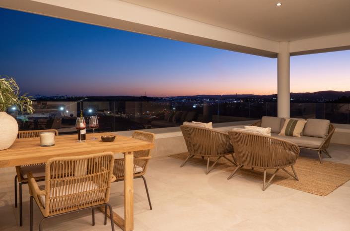 Image No.50-3 Bed Apartment for sale