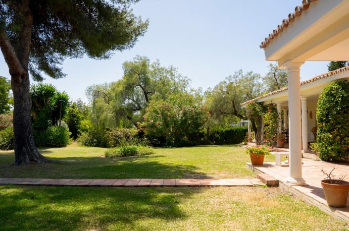 Image No.14-4 Bed Villa for sale