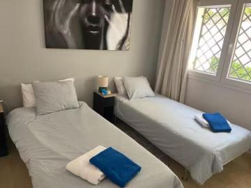 8-e64a9055bba3e77ac8aca3b893cdf826